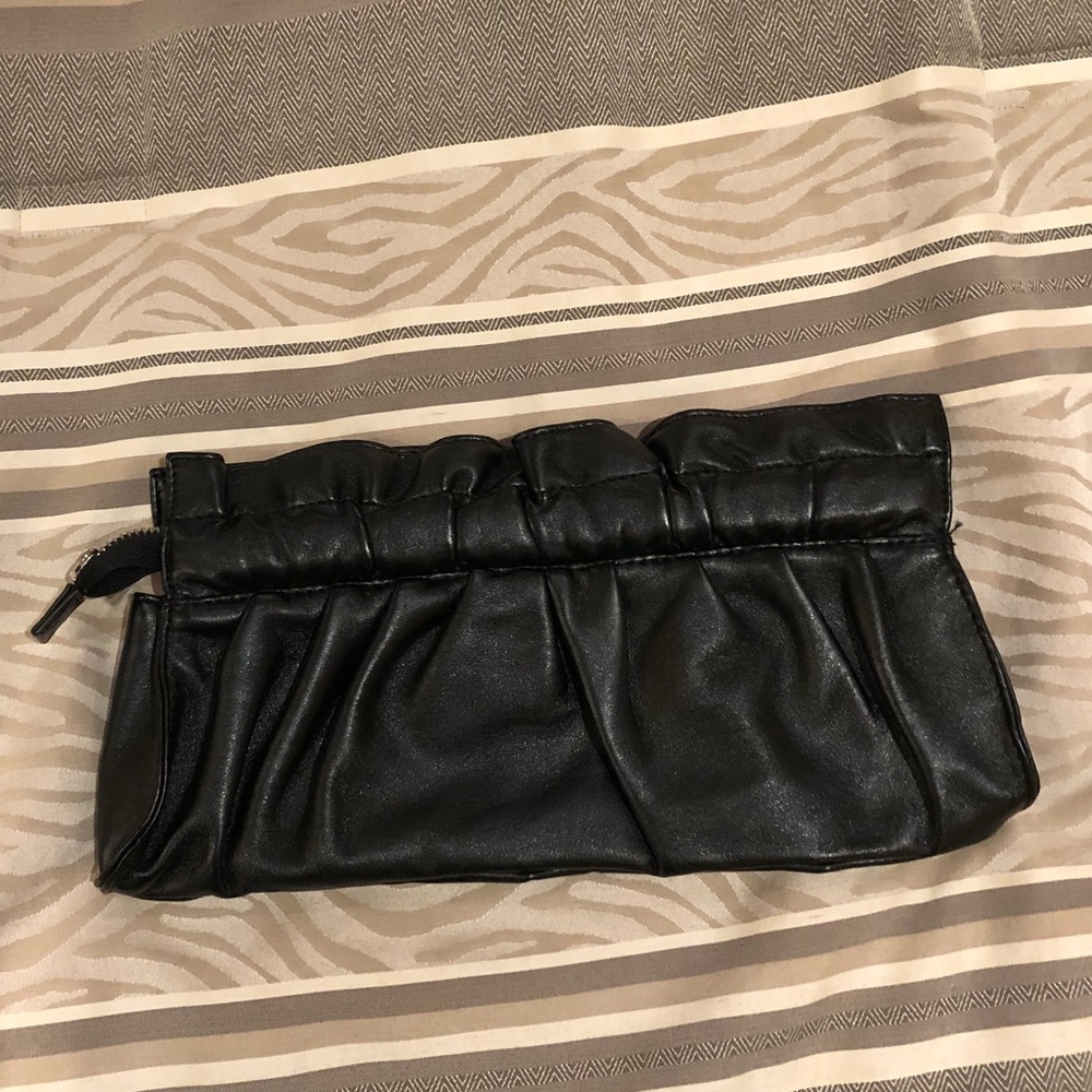 Black Express clutch